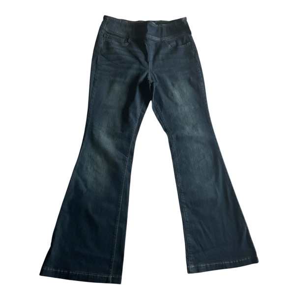 NWT Melisa Super High Rise Flare Pull on Jeans by Sofia Vergara - Size 14 - Picture 4 of 5